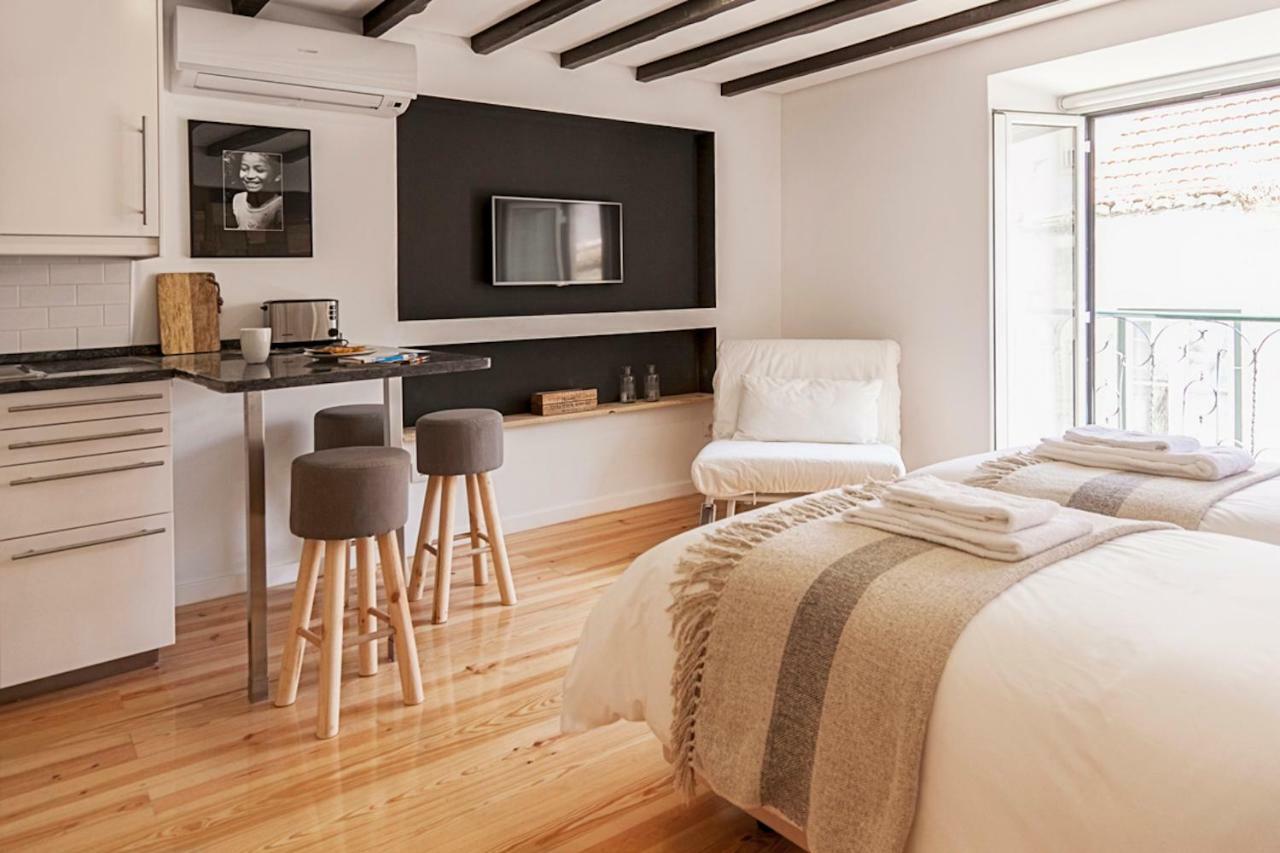 Bairro Alto Studio Apartments - By Lu Holidays Лиссабон Экстерьер фото